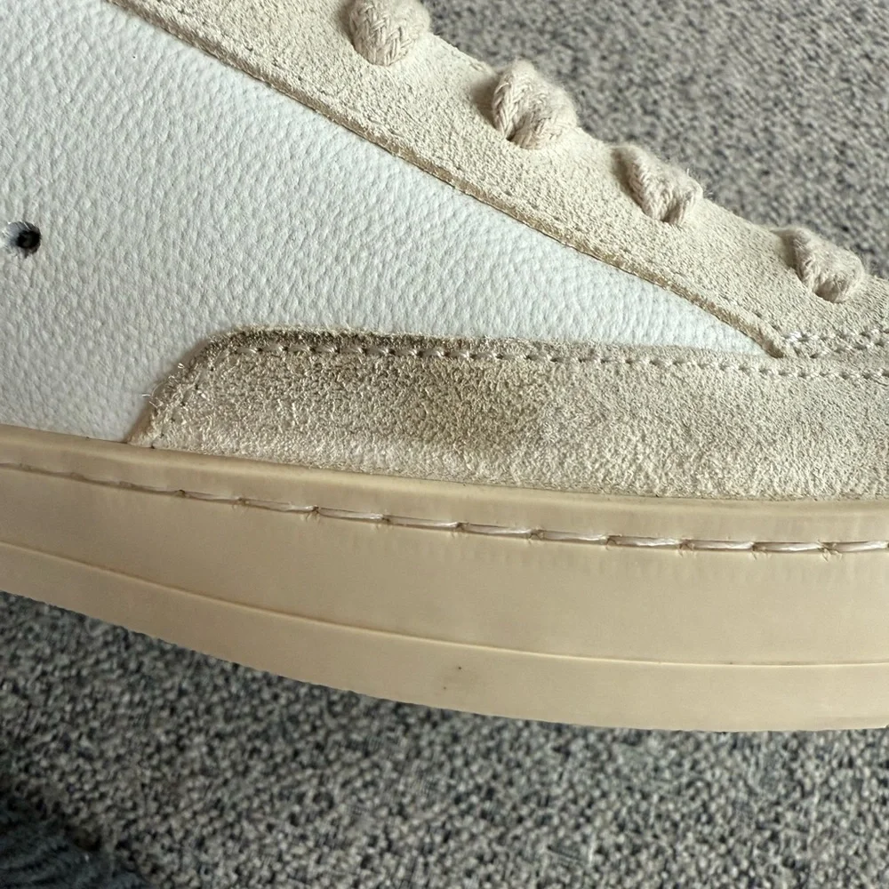 P448 Distressed Style Sneakerswith Neon Yellow Accents - Picture 11 of 11